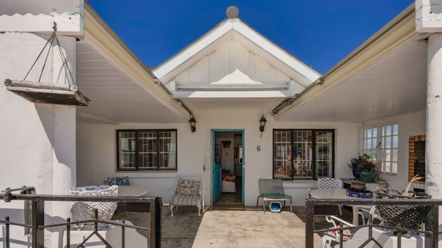 6 Bedroom Property for Sale in Arniston Western Cape